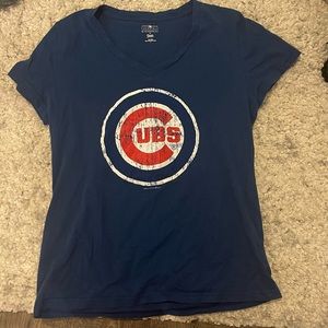 cubs t-shirt